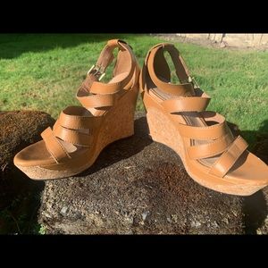 Ugg Dillion Cork Wedges 8